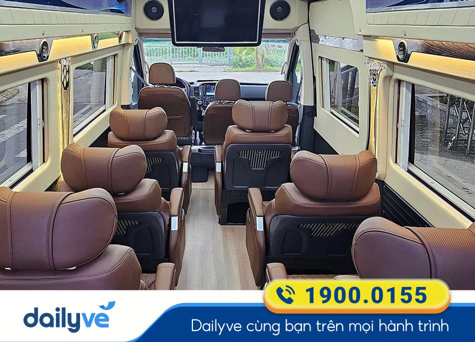 Dòng xe Limousine 11 chỗ hiện đại của nhà xe Phiệt Học Limousine