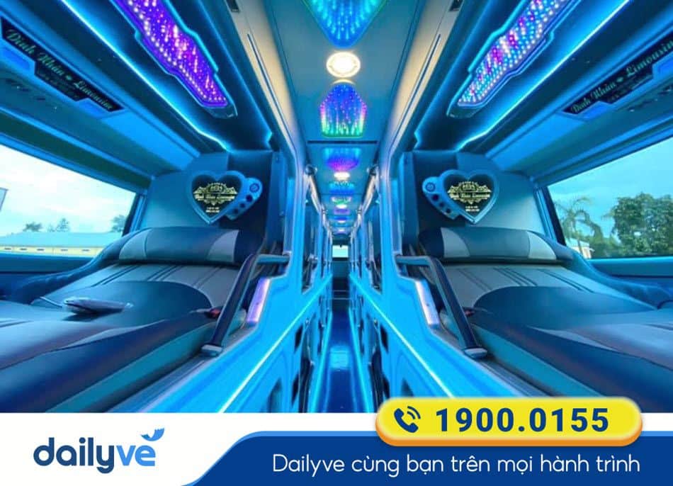 dong-xe-limousine-22-phong-cua-xe-dinh-nhan