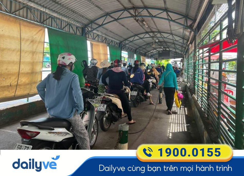 Một vài kinh nghiệm đi phà Cát Lái