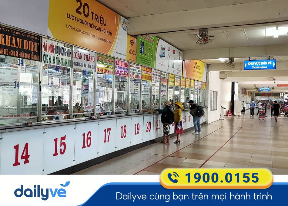 Quầy vé nhà xe Hoàng Thủy tại bến xe Miền Đông