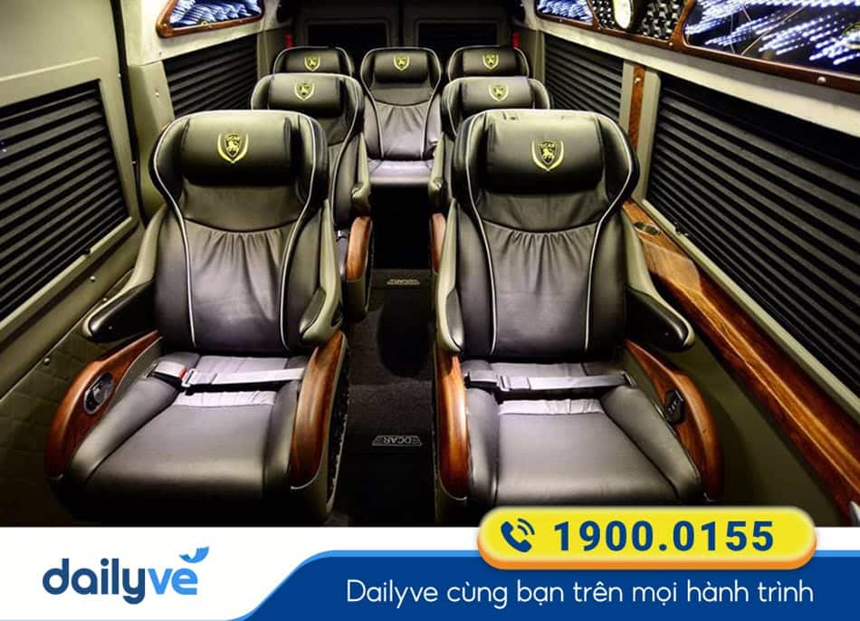 Nội thất xe ghế ngồi Limousine 11 chỗ của nhà xe Thịnh Thái Limousine Bảo Lộc