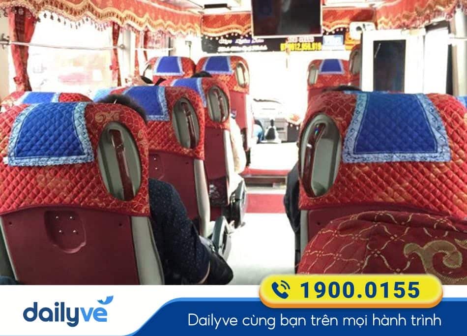 Thiết kế sang trọng xe ghế 30 chỗ của xe Ngân Sơn Thái Bình
