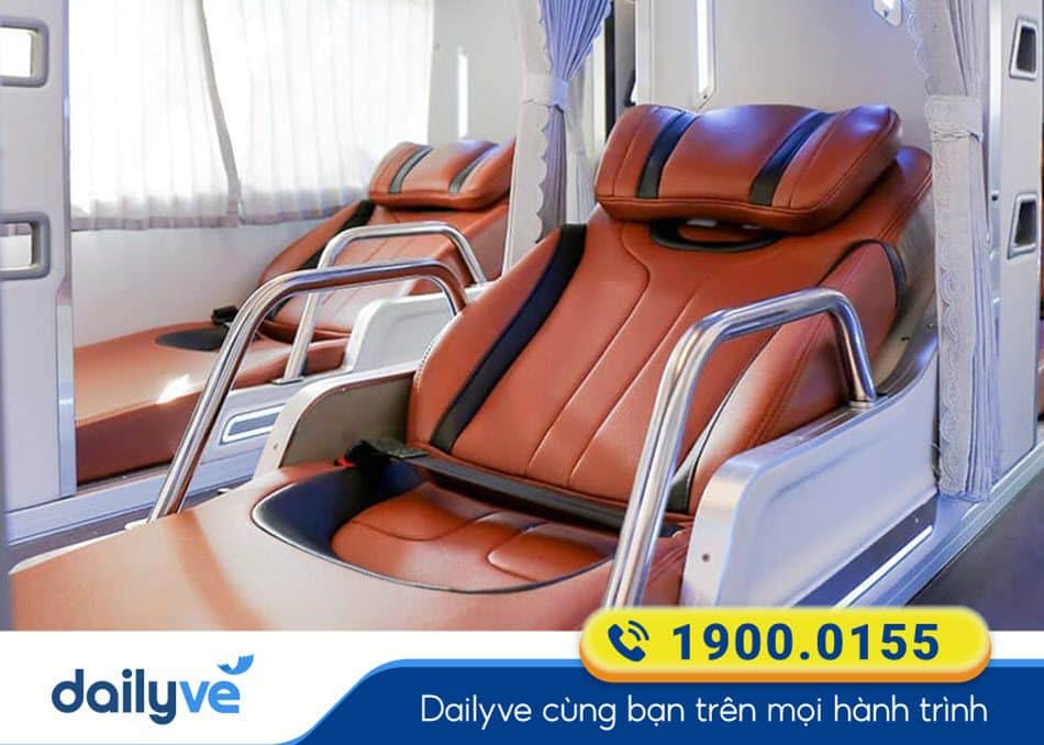 Xe Limousine 32 phòng của nhà xe Minh Đức Huế - Sài Gòn
