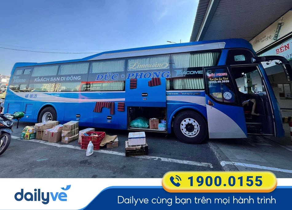 Nhà xe Đức Phong