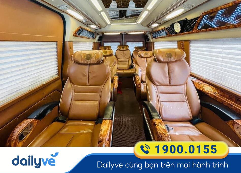 Nội thất xe Limousine 9 chỗ Vip của nhà xe Lý Thảo