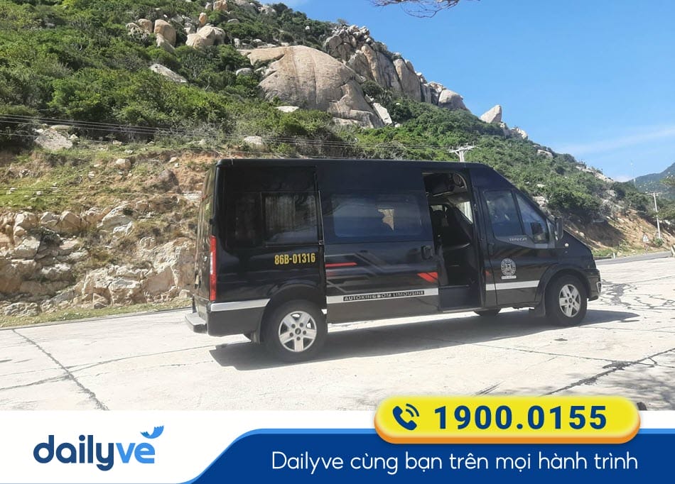 Nhà xe Thủy Hà Linh